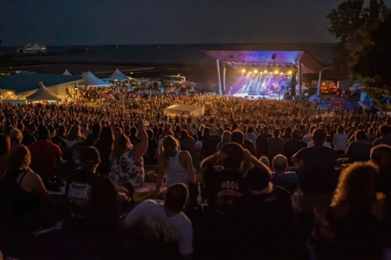 Harmony under the stars at the Sunset stage